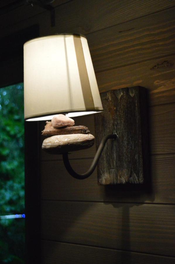Les Gites Insolites De La Cascade Lespesses エクステリア 写真