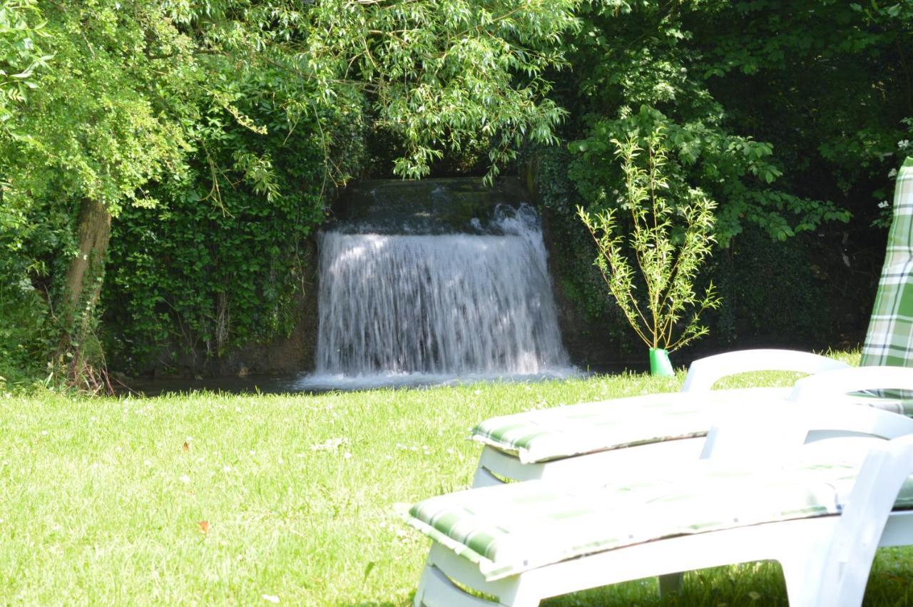 Les Gites Insolites De La Cascade Lespesses エクステリア 写真